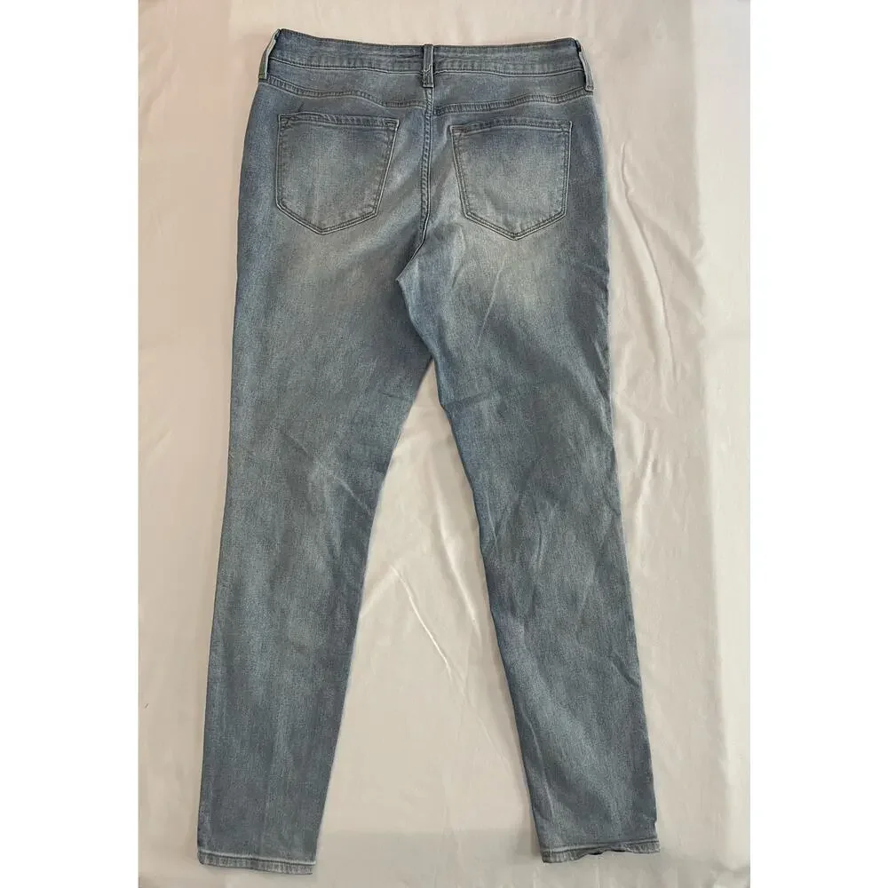 Old Navy Rockstar Mid Rise Distressed Light Wash Skinny Jeans Size 8 Regular - Picture 4 of 11
